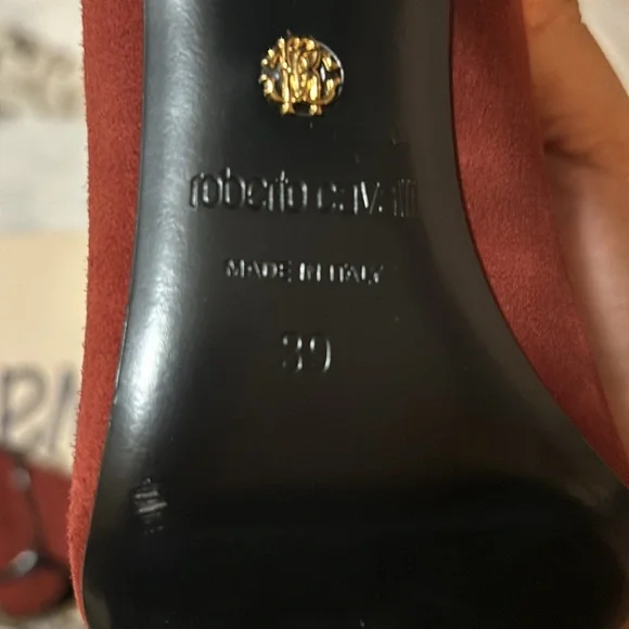 Selling never used Roberto Cavalli open toe boots. - Picture 7 of 10